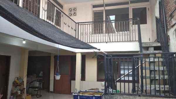 dijual rumah lebak arum