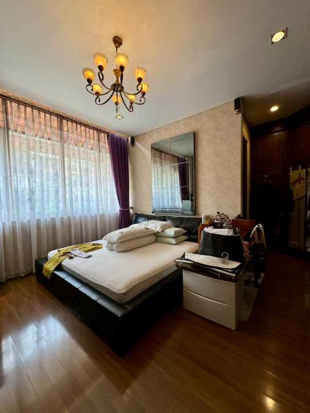 dijual rumah lebak bulus 1