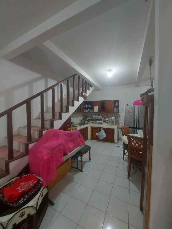 dijual rumah lengkong wetan