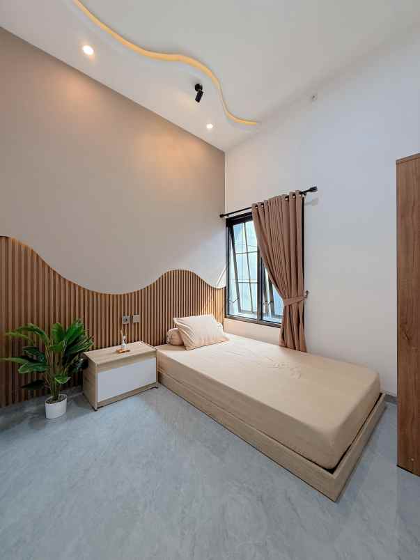 dijual rumah lokasi perumahan spi sukun kota malang