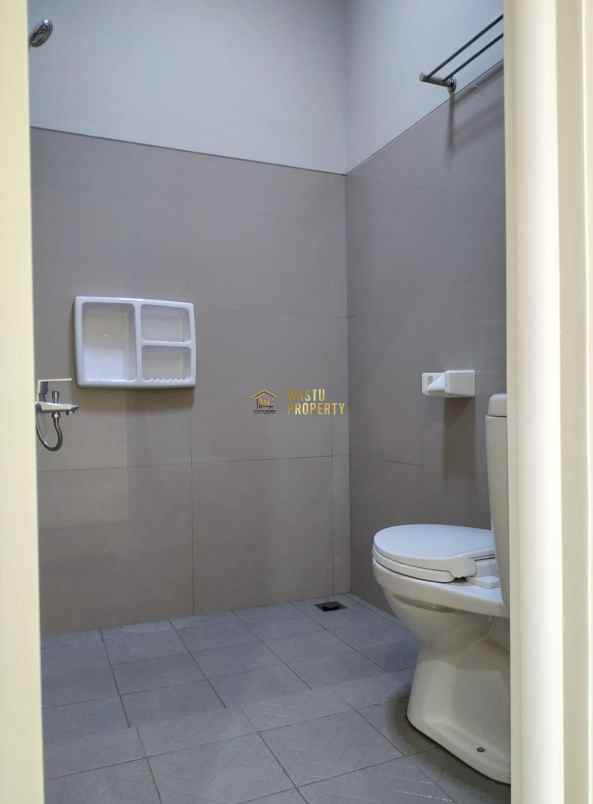 dijual rumah maguwoharjo depok sleman