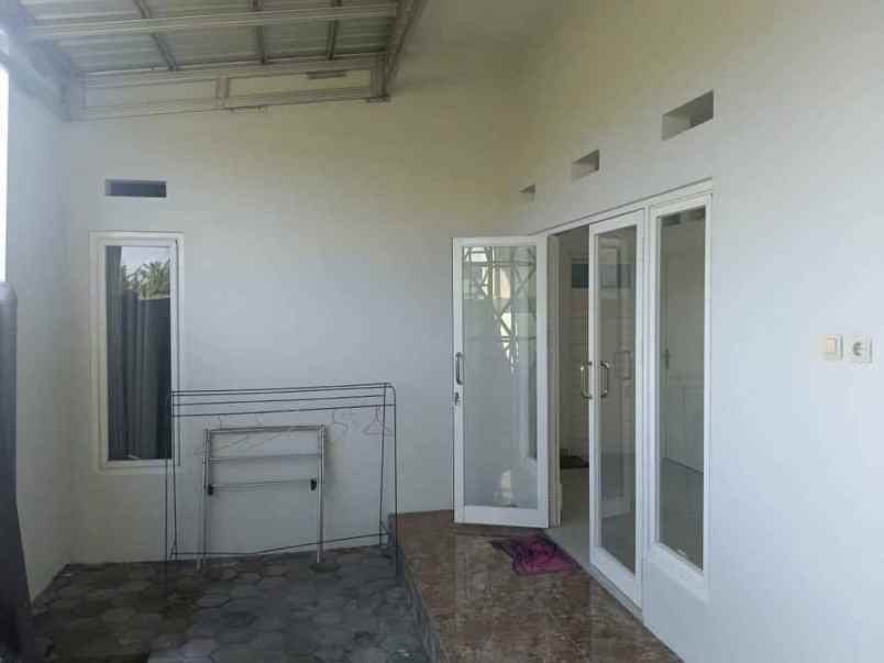 dijual rumah maguwoharjo kec depok kab