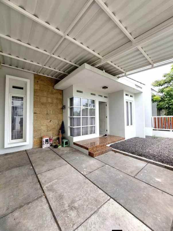 dijual rumah maguwoharjo kec depok kab