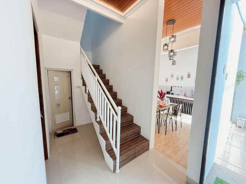 dijual rumah maguwoharjo sleman