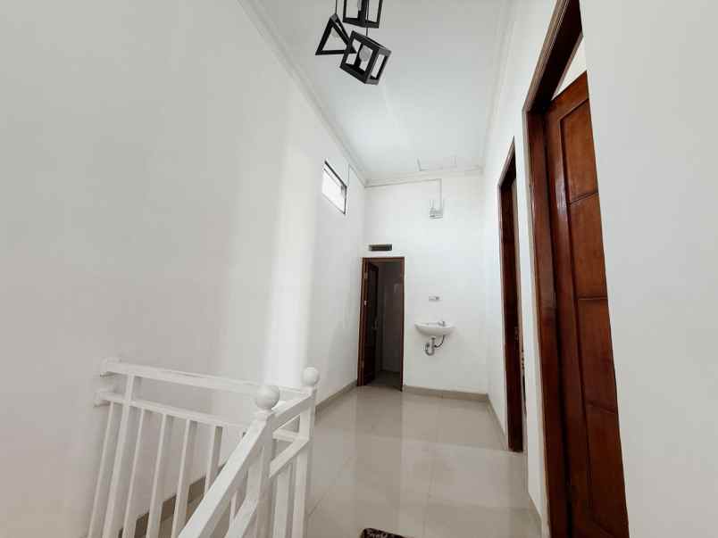 dijual rumah maguwoharjo sleman