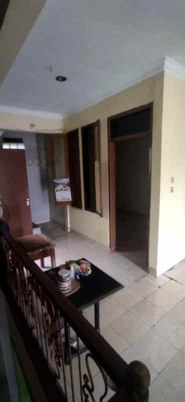 dijual rumah margahayu raya