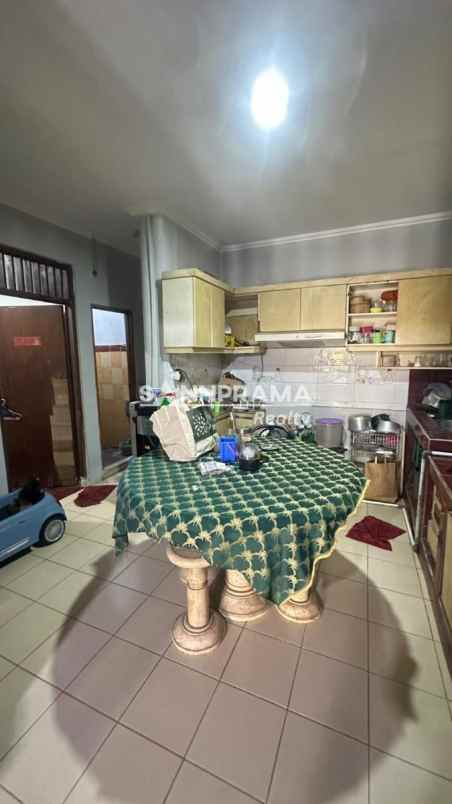 dijual rumah mekarjaya depok
