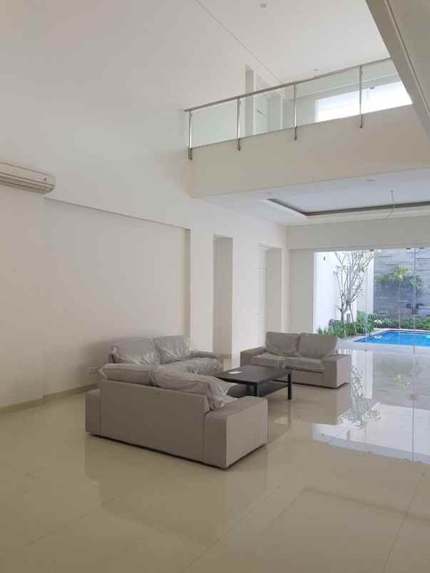 dijual rumah mewah di villa cibubur indah jaktim
