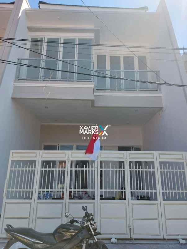 dijual rumah mewah mulyosari utara murah siap huni