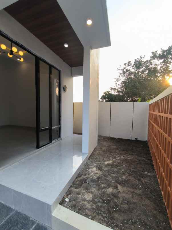 dijual rumah mlati