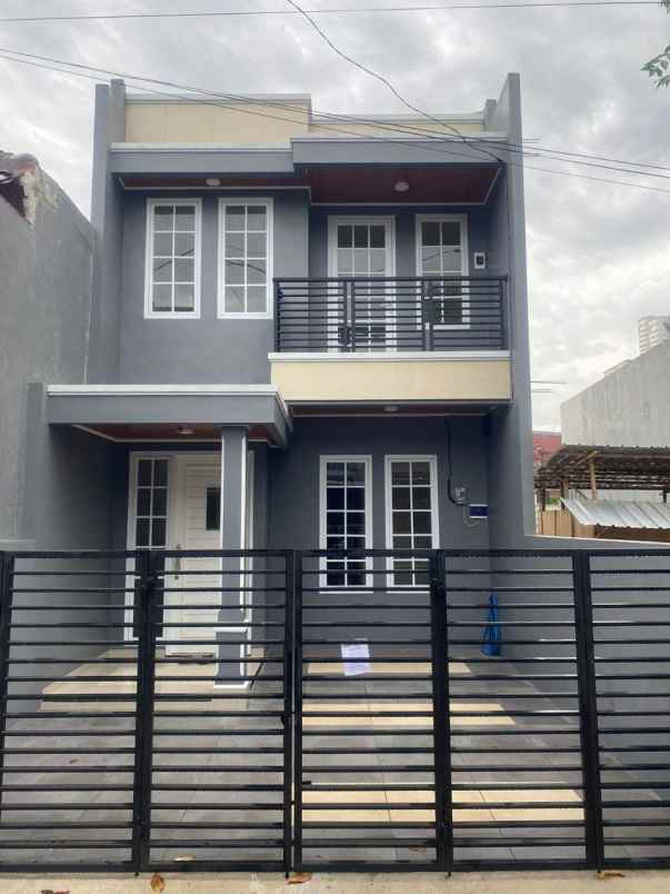 dijual rumah modern minimalis 2 lantai kodau jatimekar