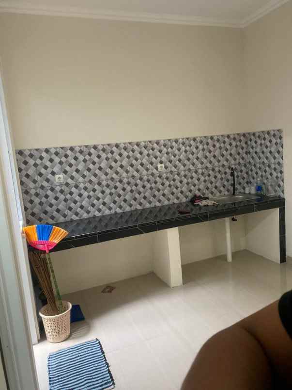 dijual rumah modern minimalis 2 lantai kodau jatimekar