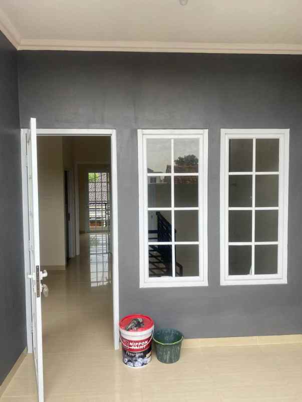 dijual rumah modern minimalis 2 lantai kodau jatimekar