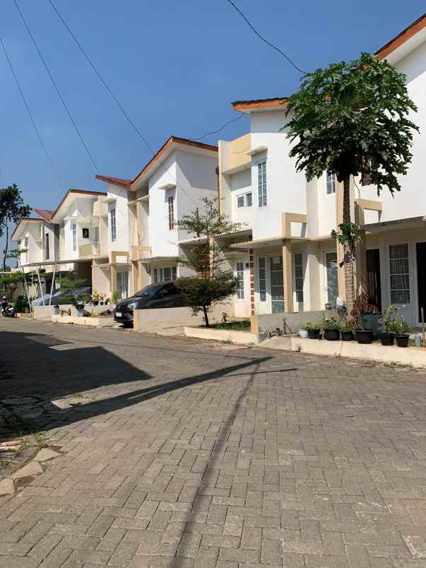 dijual rumah murah dekat kota malang singosari