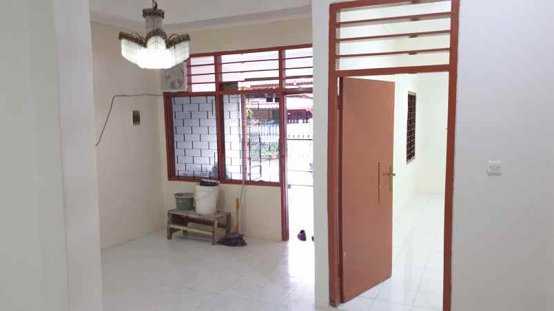 dijual rumah murah di harapan indah