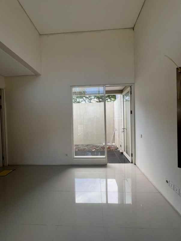 dijual rumah northwest park citraland