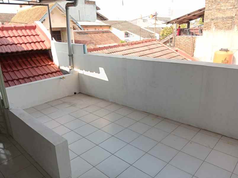 dijual rumah nyaman