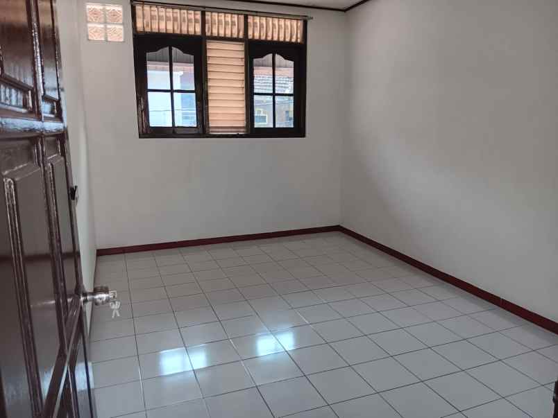 dijual rumah nyaman