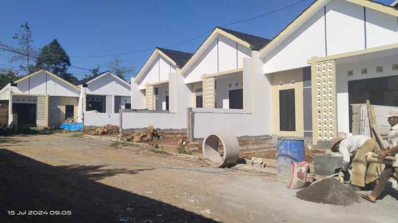 dijual rumah nyatnyono ungaran barat