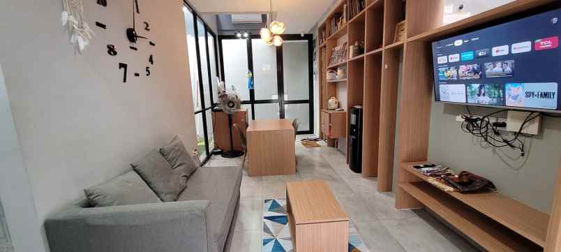 dijual rumah o2 grand wisata