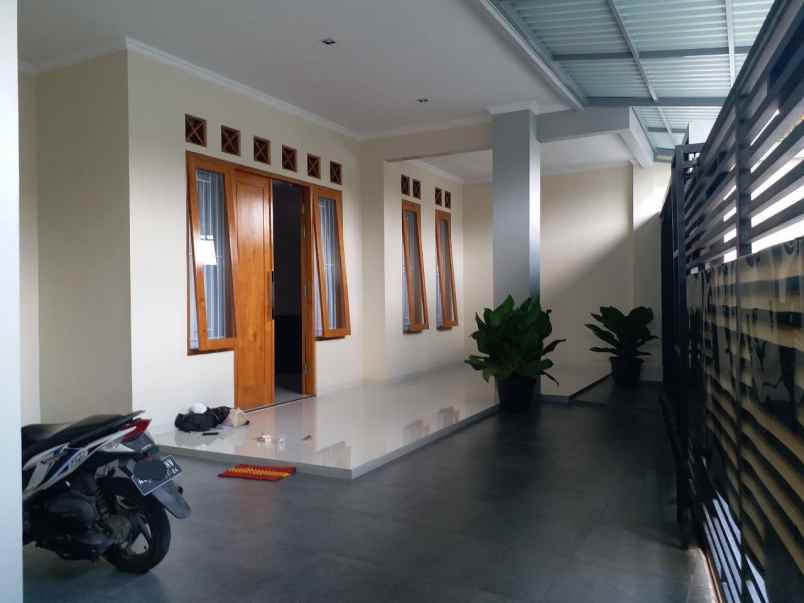 dijual rumah pajang dekat alila hotel