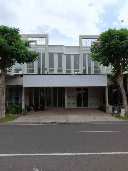 dijual rumah pakuwon city biz home