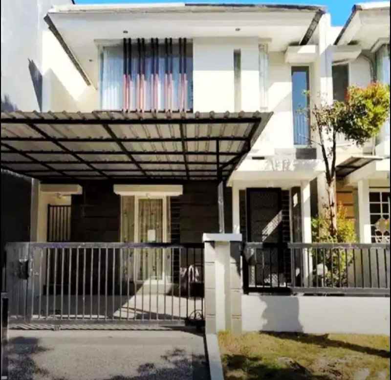 dijual rumah pakuwon city san diego