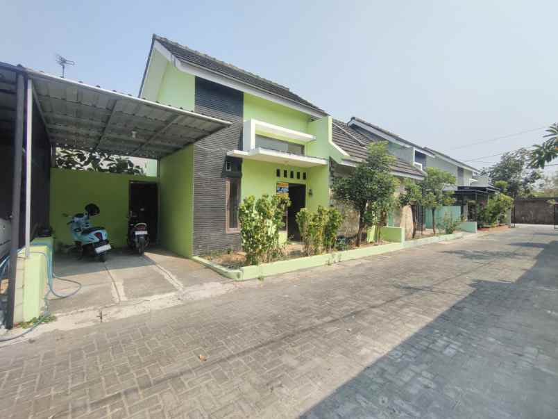 dijual rumah paulan colomadu karanganyar