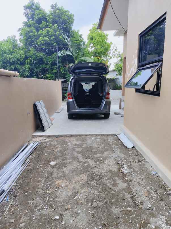 dijual rumah pendowoharjo sleman dekat