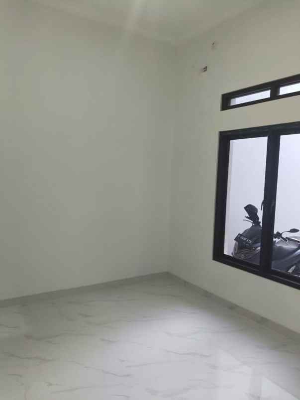 dijual rumah perum barata harapan jaya
