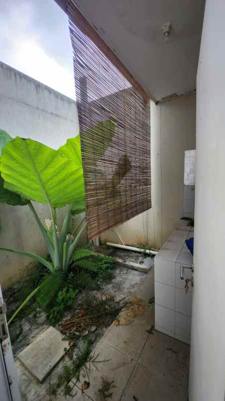 dijual rumah perumahan bukit dago