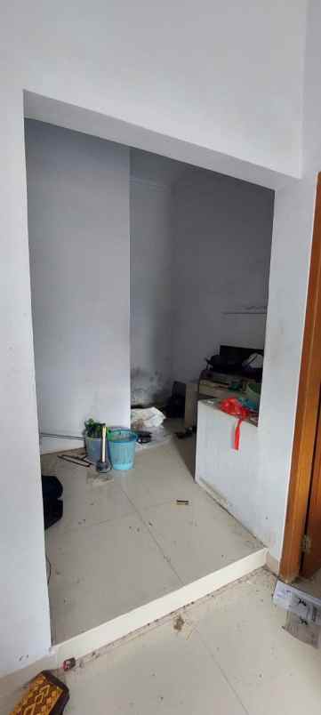 dijual rumah perumahan djohar 2