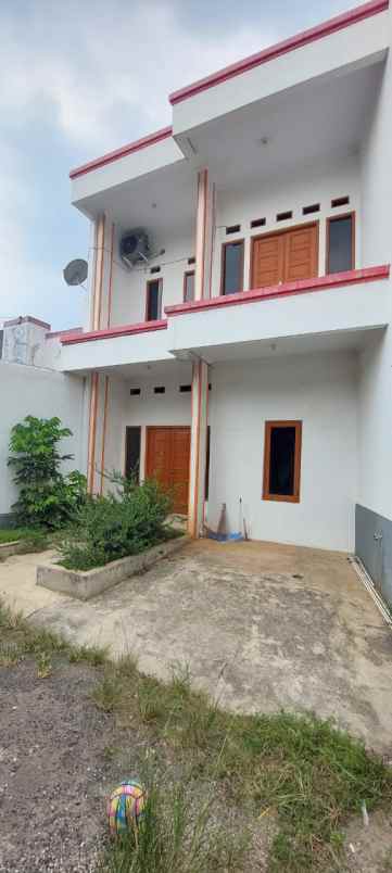 dijual rumah perumahan djohar 2