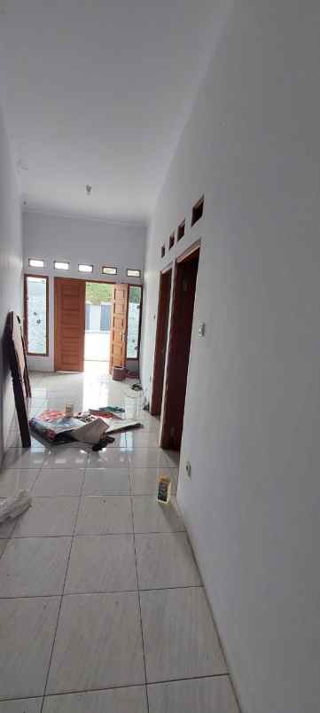 dijual rumah perumahan djohar 2