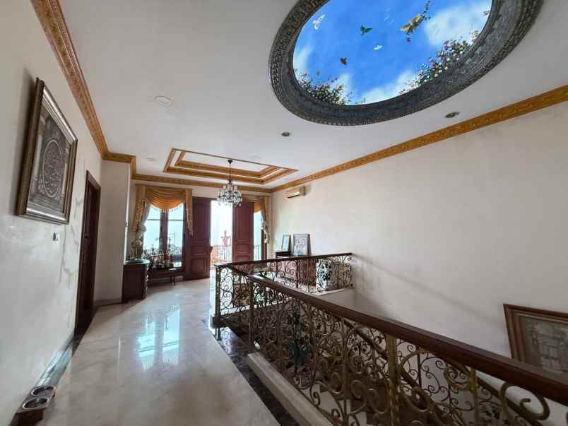 dijual rumah perumahan gading kusuma