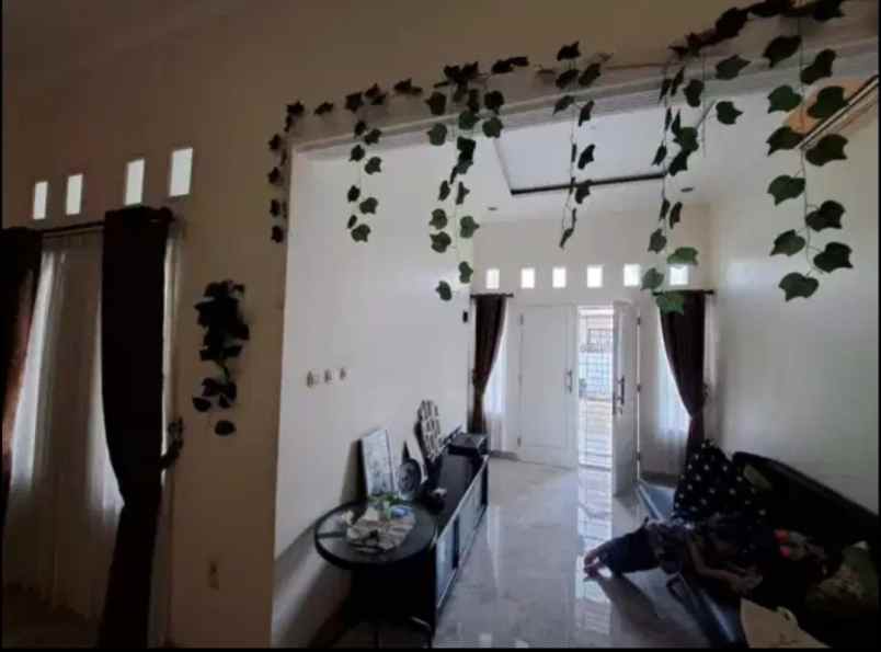 dijual rumah perumahan malaka country