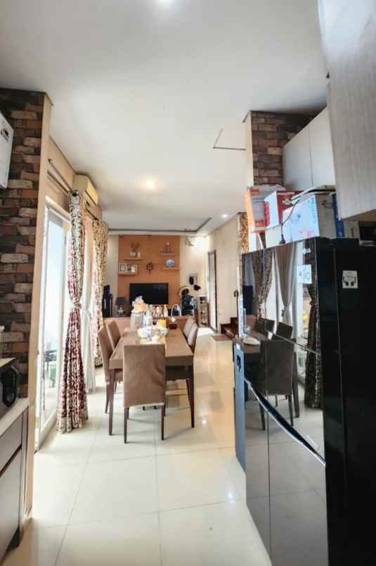 dijual rumah perumahan metland menteng