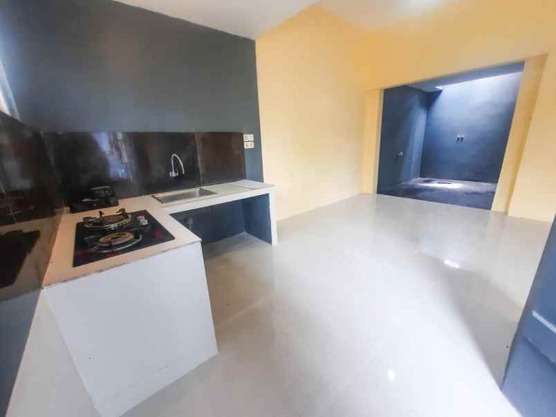 dijual rumah perumahan taman shafira