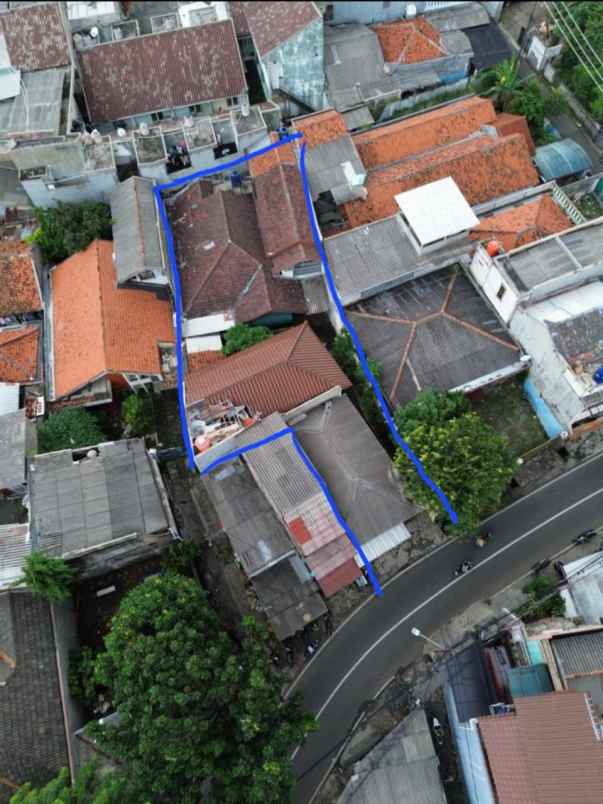 dijual rumah petukangan