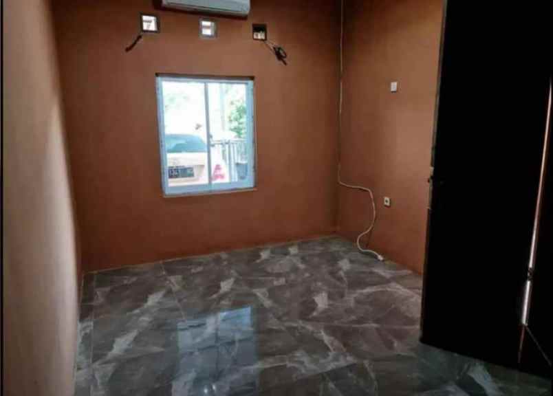 dijual rumah pinus regency jl soekarno