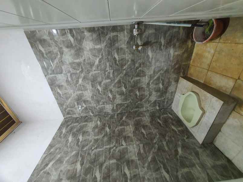 dijual rumah pondok aren