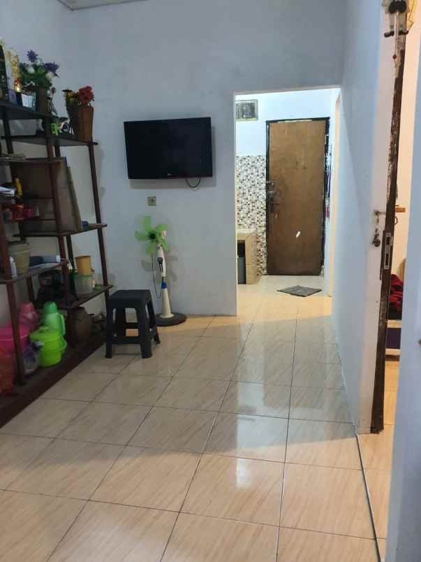 dijual rumah pondok aren