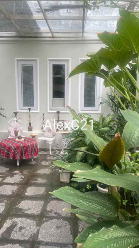 dijual rumah pondok bambu