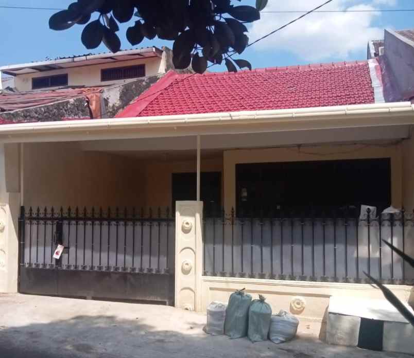 dijual rumah pondok bambu duren sawit