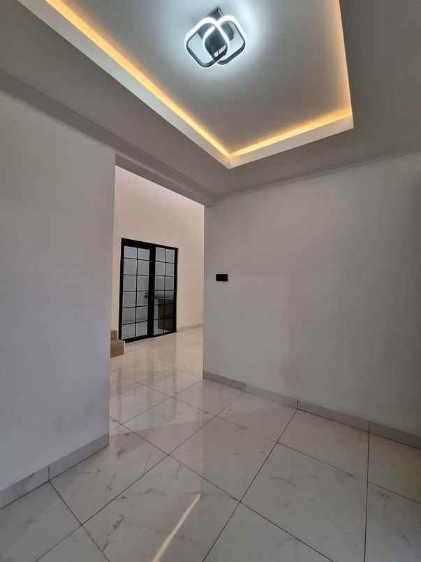 dijual rumah pondok cabe tangsel