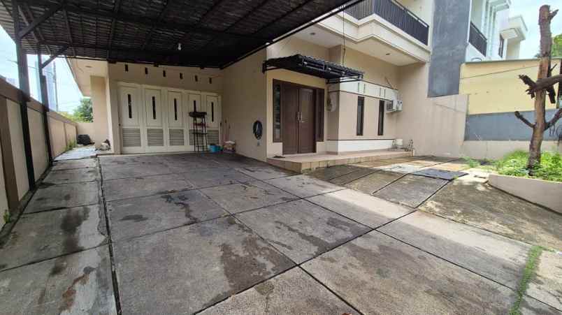 dijual rumah pondok gading utama kelapa