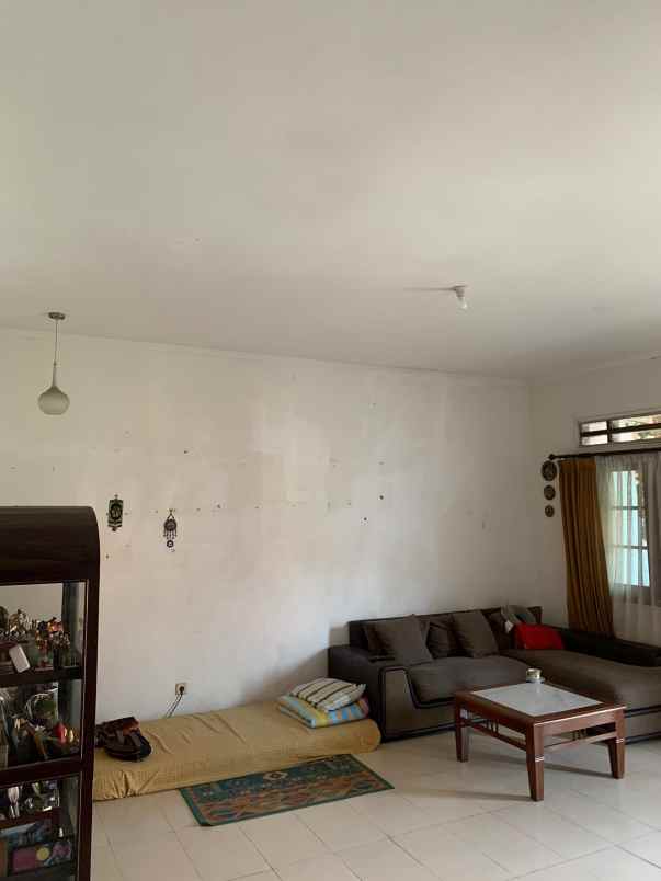 dijual rumah pondok hijau indah