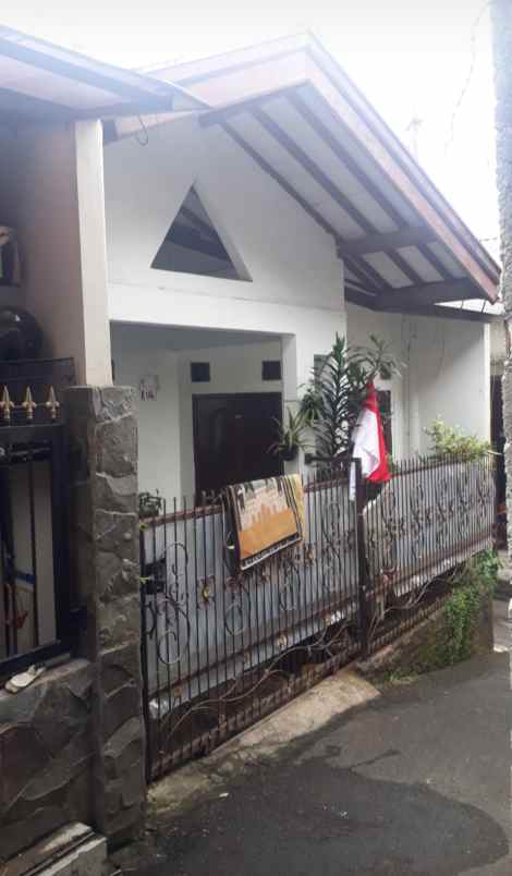 dijual rumah pondok pinang murah