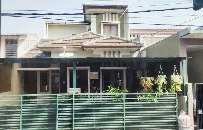 dijual rumah pondok pucung kec pondok