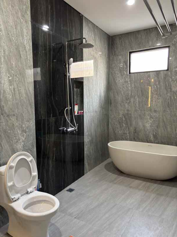 dijual rumah premium dan luas di jakal ngaglik